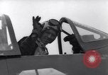 Standbild Lieutenant Commander Coffman Korea, 1950, aus Sekunde 21 historischem Filmmaterial Videoclip 65675038521
