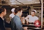 Standbild Matrosen Essen an Bord der USS Boxer Korea, 1953, aus Sekunde 21 historischem Filmmaterial Videoclip 65675038544