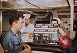 Standbild Matrosen Essen an Bord der USS Boxer Korea, 1953, aus Sekunde 22 historischem Filmmaterial Videoclip 65675038544