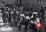 Image Les troupes japonaises s'engager pour l'invasion de la Mandchourie Chine, 1942, de la seconde 20 séquences d'archives historiques vidéo 65675038553