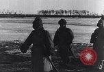 Image Les troupes japonaises s'engager pour l'invasion de la Mandchourie Chine, 1942, de la seconde 45 séquences d'archives historiques vidéo 65675038553