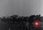 Image Les troupes japonaises s'engager pour l'invasion de la Mandchourie Chine, 1942, de la seconde 49 séquences d'archives historiques vidéo 65675038553