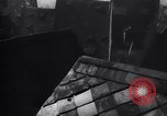 Image drapeaux nazis affichée partout Allemagne, 1934, de la seconde 9 séquences d'archives historiques vidéo 65675038562
