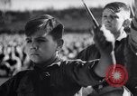 Image Adolf Hitler parle de Jeunesses hitlériennes à Nuremberg Nuremberg ALLEMAGNE, 1934, de la seconde 21 séquences d'archives historiques vidéo 65675038568