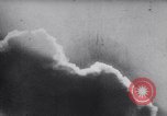 Immagine di Zeppelinfeld cerimonia del fiaccolata nazista Nürnberg Germania, 1934, secondo 4 filmato di repertorio 65675038570