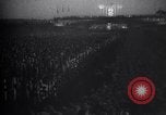 Immagine di Zeppelinfeld cerimonia del fiaccolata nazista Nürnberg Germania, 1934, secondo 42 filmato di repertorio 65675038570