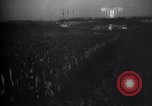 Immagine di Zeppelinfeld cerimonia del fiaccolata nazista Nürnberg Germania, 1934, secondo 48 filmato di repertorio 65675038570
