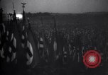 Immagine di Zeppelinfeld cerimonia del fiaccolata nazista Nürnberg Germania, 1934, secondo 59 filmato di repertorio 65675038570