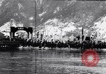 Standbild Japanses POW Rückführung Maizuru Japan, 1957, aus Sekunde 12 historischem Filmmaterial Videoclip 65675038589