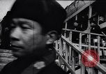 Standbild Japanses POW Rückführung Maizuru Japan, 1957, aus Sekunde 24 historischem Filmmaterial Videoclip 65675038589