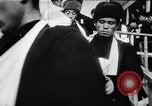 Standbild Japanses POW Rückführung Maizuru Japan, 1957, aus Sekunde 29 historischem Filmmaterial Videoclip 65675038589