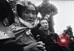 Standbild Japanses POW Rückführung Maizuru Japan, 1957, aus Sekunde 31 historischem Filmmaterial Videoclip 65675038589