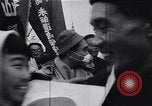 Standbild Japanses POW Rückführung Maizuru Japan, 1957, aus Sekunde 50 historischem Filmmaterial Videoclip 65675038589