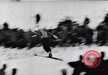 Standbild Pentti Uotinen München Deutschland, 1957, aus Sekunde 27 historischem Filmmaterial Videoclip 65675038591