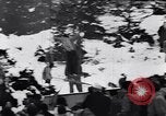 Standbild Pentti Uotinen München Deutschland, 1957, aus Sekunde 31 historischem Filmmaterial Videoclip 65675038591