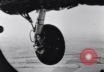 Standbild USA B-17-Bomber Bassingbourn England, 1943, aus Sekunde 11 historischem Filmmaterial Videoclip 65675038597