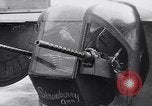 Standbild USA B-24 Bomber England, 1943, aus Sekunde 9 historischem Filmmaterial Videoclip 65675038598
