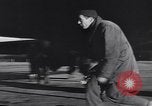 Standbild USA B-24 Bomber England, 1943, aus Sekunde 28 historischem Filmmaterial Videoclip 65675038598