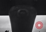 Standbild USA B-24 Bomber England, 1943, aus Sekunde 48 historischem Filmmaterial Videoclip 65675038598