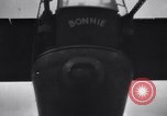 Standbild USA B-24 Bomber England, 1943, aus Sekunde 49 historischem Filmmaterial Videoclip 65675038598
