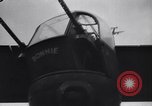 Standbild USA B-24 Bomber England, 1943, aus Sekunde 53 historischem Filmmaterial Videoclip 65675038598