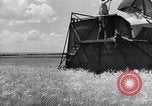 Standbild Ernte Krim Ukraine, 1949, aus Sekunde 50 historischem Filmmaterial Videoclip 65675038600