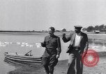 Standbild Schwarm Enten Usbekistan Sowjetunion, 1949, aus Sekunde 13 historischem Filmmaterial Videoclip 65675038603