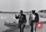 Standbild Schwarm Enten Usbekistan Sowjetunion, 1949, aus Sekunde 14 historischem Filmmaterial Videoclip 65675038603