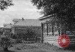 Standbild Wiederaufbau von Dörfern Sowjetunion, 1949, aus Sekunde 28 historischem Filmmaterial Videoclip 65675038608