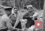 Standbild Wiederaufbau von Dörfern Sowjetunion, 1949, aus Sekunde 44 historischem Filmmaterial Videoclip 65675038608