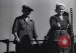 Standbild Die sowjetischen Menschen ernten und Dreschen von Weizen mit Maschinen Ukraine Sowjetunion, 1941, aus Sekunde 30 historischem Filmmaterial Videoclip 65675038615