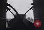 Standbild Stahlwerke in Betrieb Sibirien Sowjetunion, 1941, aus Sekunde 30 historischem Filmmaterial Videoclip 65675038620