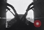 Standbild Stahlwerke in Betrieb Sibirien Sowjetunion, 1941, aus Sekunde 34 historischem Filmmaterial Videoclip 65675038620