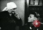 Standbild Sowjetischen Piloten Rammte einen deutschen Bomber spricht mit seiner Familie über es Sowjetunion, 1941, aus Sekunde 37 historischem Filmmaterial Videoclip 65675038623