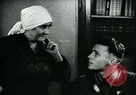 Standbild Sowjetischen Piloten Rammte einen deutschen Bomber spricht mit seiner Familie über es Sowjetunion, 1941, aus Sekunde 40 historischem Filmmaterial Videoclip 65675038623