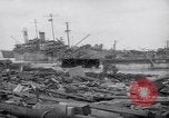 Image navires endommagés Yonabaru Japon, 1944, de la seconde 23 séquences d'archives historiques vidéo 65675038642