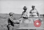 Standbild General Joseph Stilwell W Ishigaki Japan, 1945, aus Sekunde 9 historischem Filmmaterial Videoclip 65675038643
