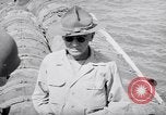 Standbild General Joseph Stilwell W Ishigaki Japan, 1945, aus Sekunde 60 historischem Filmmaterial Videoclip 65675038643