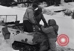 Standbild amerikanische Soldaten Camp Hale Colorado USA, 1944, aus Sekunde 28 historischem Filmmaterial Videoclip 65675038650