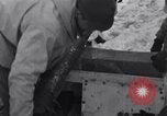 Standbild amerikanische Soldaten Camp Hale Colorado USA, 1944, aus Sekunde 35 historischem Filmmaterial Videoclip 65675038650