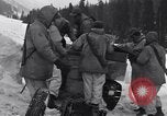 Standbild amerikanische Soldaten Camp Hale Colorado USA, 1944, aus Sekunde 62 historischem Filmmaterial Videoclip 65675038650