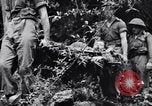 Immagine di Addestramento di Guerra nella Giungla Canungra Australia, 1943, secondo 27 filmato di repertorio 65675038653