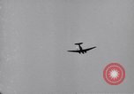 Immagine di Paracadutisti United States USA, 1943, secondo 46 filmato di repertorio 65675038661