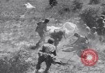 Immagine di Paracadutisti United States USA, 1943, secondo 57 filmato di repertorio 65675038661