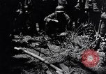 Standbild 187th Glider Infanterie Batangas Philippinen, 1945, aus Sekunde 20 historischem Filmmaterial Videoclip 65675038676