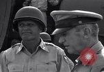 Immagine di Generale visita Kruger Lipa Filippine, 1945, secondo 54 filmato di repertorio 65675038679