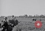 Image 11e Division aéroportée Aparri Philippines, 1945, de la seconde 46 séquences d'archives historiques vidéo 65675038686