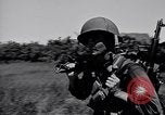 Standbild 11th Airborne Division voran Aparri Philippinen, 1945, aus Sekunde 13 historischem Filmmaterial Videoclip 65675038687