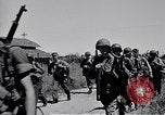 Standbild 11th Airborne Division voran Aparri Philippinen, 1945, aus Sekunde 25 historischem Filmmaterial Videoclip 65675038687