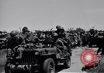 Standbild 11th Airborne Division voran Aparri Philippinen, 1945, aus Sekunde 27 historischem Filmmaterial Videoclip 65675038687